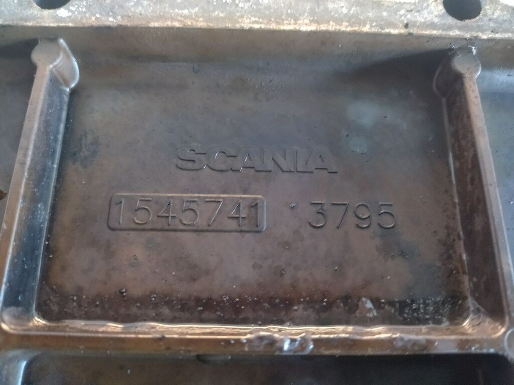 крышка блока цилиндров б/у - 2